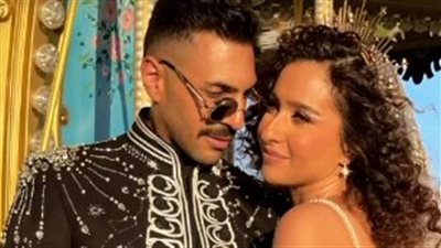 حسن أبو الروس يلتقط فوتوسيشن زفافه في الملاهي (فيديو)