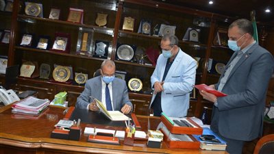 بالاسم ورقم الجلوس.. ننشر لوحة شرف أوائل الشهادة الإعدادية بمحافظة القليوبية (صور)