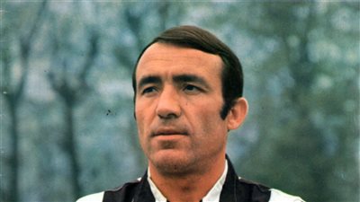 ريال مدريد ينعى ديل سول أسطورة النادي السابق