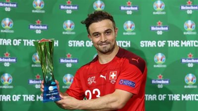 شاكيري يحقق رقمًا قياسيًا جديدًا مع سويسرا