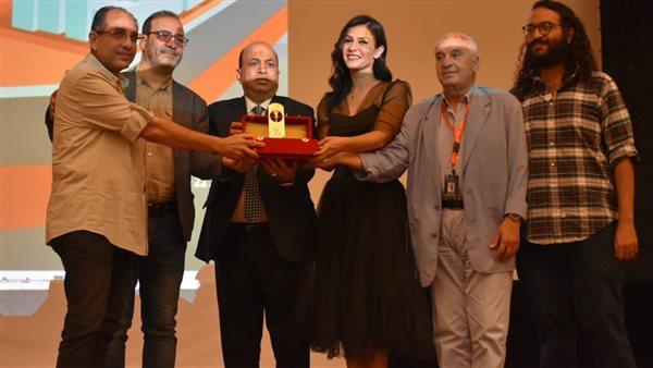 تكريم بسمة في مهرجان