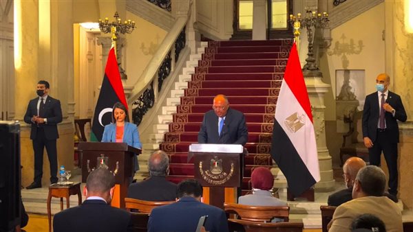 وزير الخارجية ونظيرته