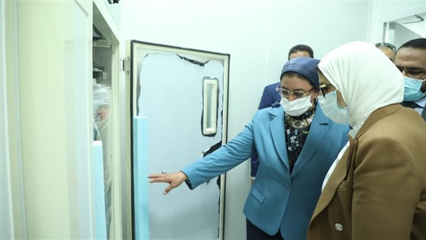 وزيرة الصحة في فاكسيرا