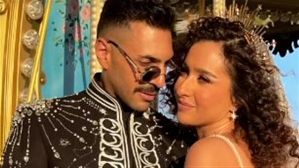 حسن أبو الروس وزوجته