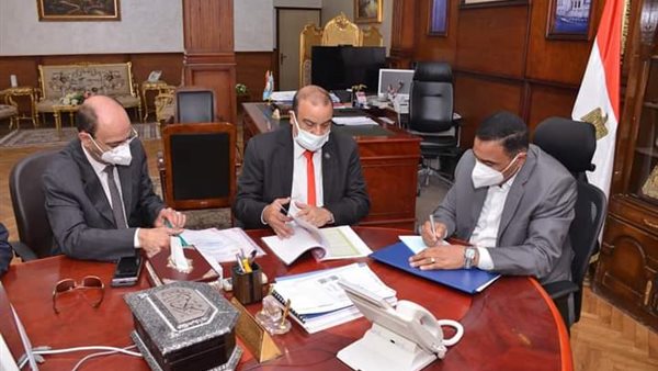 محافظ مطروح اللواء