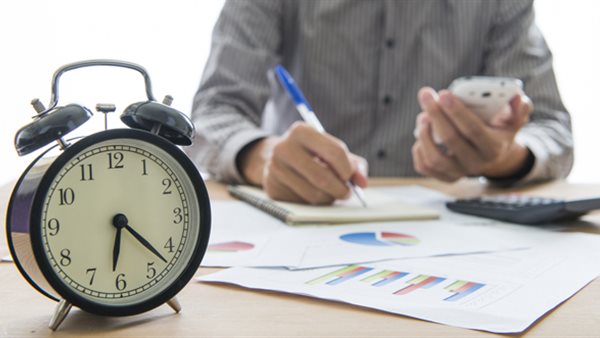 ساعات العمل 