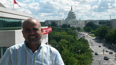 سمير عبد الغني الفائز بجائزة الكاريكاتير من 