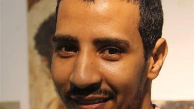 التشكيلي عمر الهواري: 