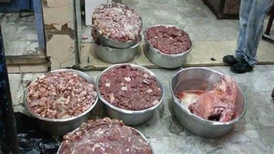 ضبط 100 كجم لحوم فاسدة في مطعم شهير ببورسعيد