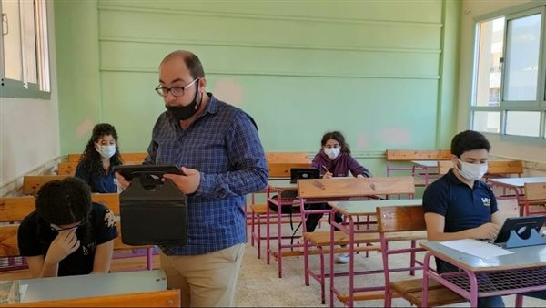 طلاب الثانوية العامة