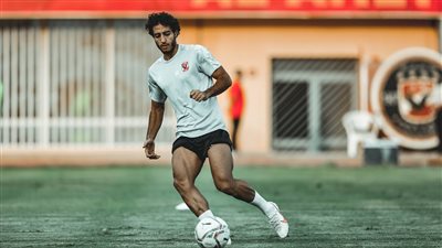 محمد هاني يتعافى من نزلة البرد ويعلن جاهزيته لمباريات الأهلي