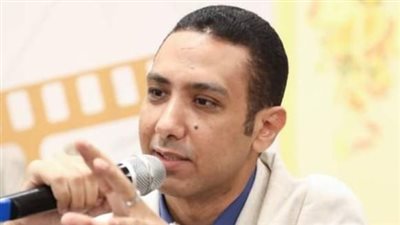 محمد توفيق: لا يوجد قالب مثالي للعلاقة بين الصحافة والسلطة.. وأحمد زكي يستحق 