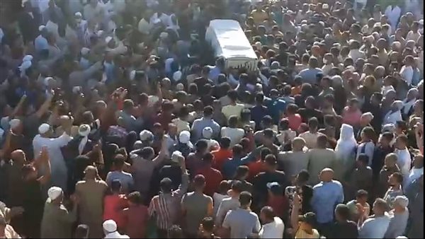 تشييع جثمان شيخ صوفي