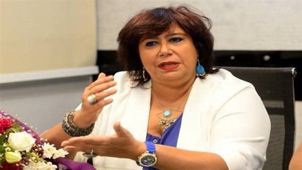 وزيرة الثقافة إيناس