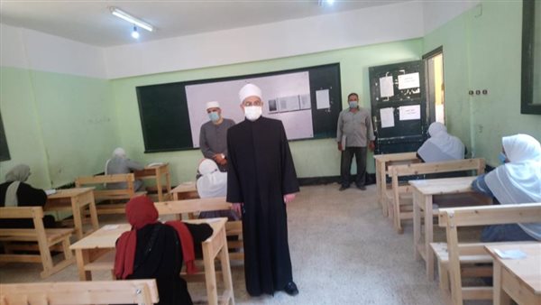 رئيس قطاع المعاهد