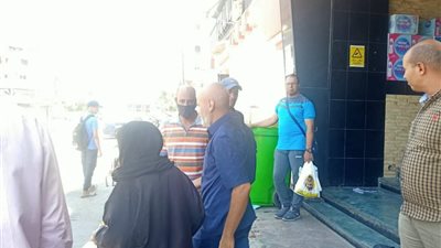 استجابة لاستغاثة المواطنين.. القبض على متسولة تفترش الرصيف وتخدش حياة المارة بقنا