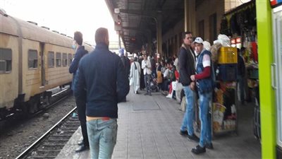 ليست وليدة اللحظة.. تحصيل جنيه ثمن تذكرة توديع مسافر بمحطات السكة الحديد 