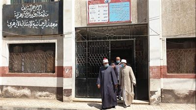إصابة طالبتين باشتباه زائدة ونزلة معوية أثناء امتحانات الثانوية الأزهرية بالبحيرة