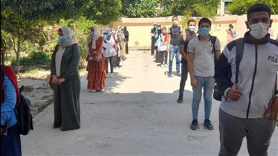 غياب 879 طالب ثانوي عن الامتحان التجريبي لمواد التاريخ والأحياء والاستاتيكا بالبحيرة