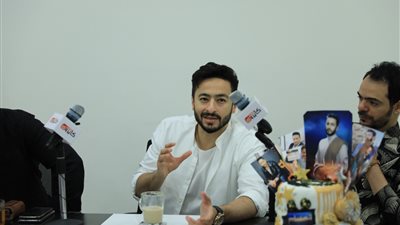 حمادة هلال عن رأيه في أدوار البلطجة: 