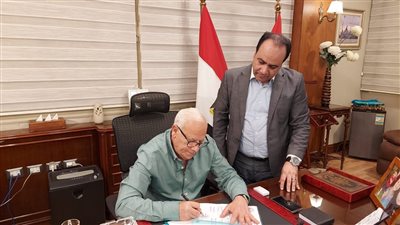 محافظ بورسعيد يعتمد نتيجة مدارس التمريض بنسبة نجاح 100%