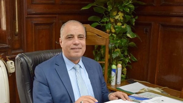 الدكتور علاء عزوز