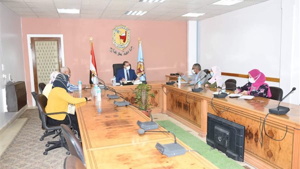 اجتماع رئيس الجامعة