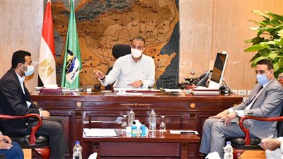 محافظ الفيوم: إزالة كافة التعديات على أملاك الدولة واسترداد الأراضي من غير الجادين