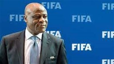 رسميًا.. الاتحاد الدولي يعلن إيقاف نائب رئيس كاف السابق بسبب الفساد