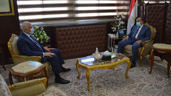 وزير التنمية المحلية