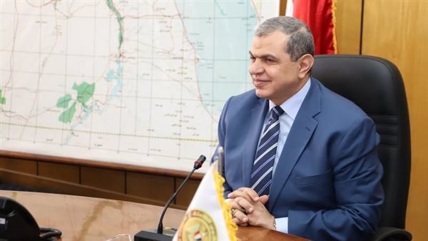 وزير القوى العاملة