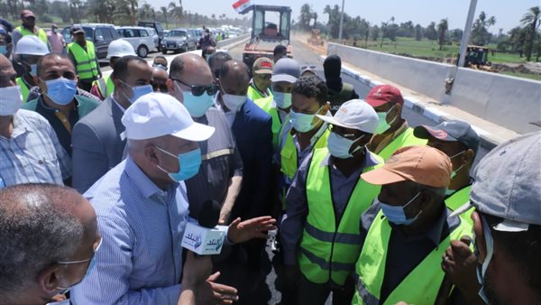 وزير النقل كامل الوزير