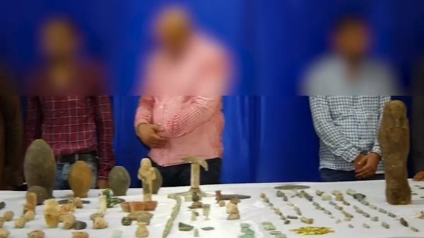 المتهمين والمضبوطات