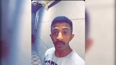 فيديو سكب طلاء أبيض على عامل سوداني يثير غضب السوشيال ميديا (صور)