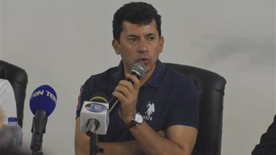 أشرف صبحي يعلق على استضافة مصر لمونديال 2030 (خاص)