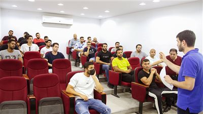 روي يعقد جلسة تعارف مع كوماندوز يد الزمالك