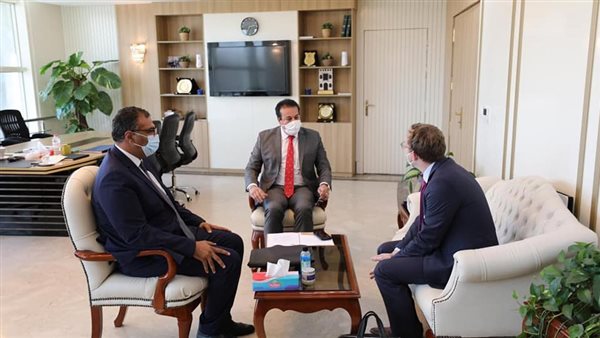  الدكتور خالد عبد