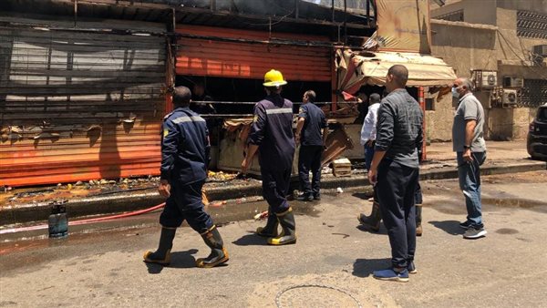 حريق بمنفذ بيع