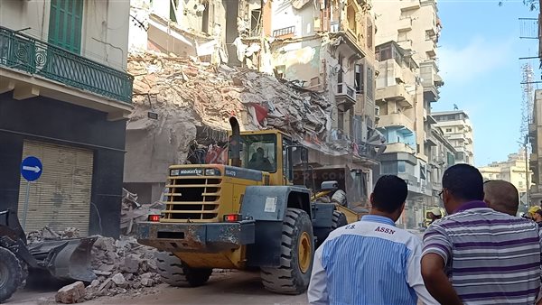 العقار المنهار بالإسكندرية