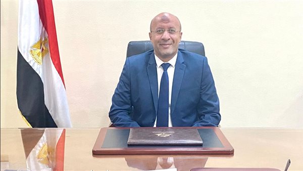  الدكتور أحمد حسني