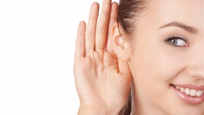 دراسة: التعرض المزمن لأشعة الشمس يؤدي إلى ضعف السمع