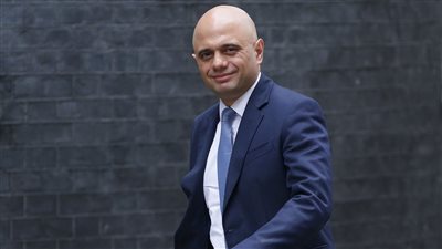 تعيين وزير جديد للصحة في بريطانيا بعد استقالة مات هانكوك بسبب صور الخيانة المسربة