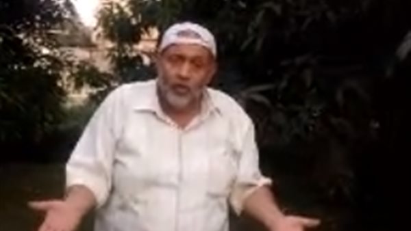 مالك مزرعة مانجو