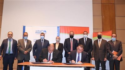 رئيس جامعة سوهاج يشهد توقيع بروتوكول تنفيذ 61 وحدة 