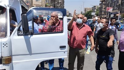 ضبط 72 سيارة مخالفة لقوانين السرفيس بالجيزة