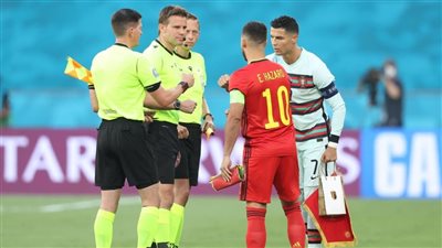 هازارد يُغادر مباراة بلجيكا والبرتغال مصابًا