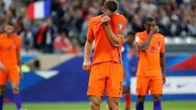 برشلونة يوجه رسالة لديباي ودي يونج بعد توديع يورو 2020