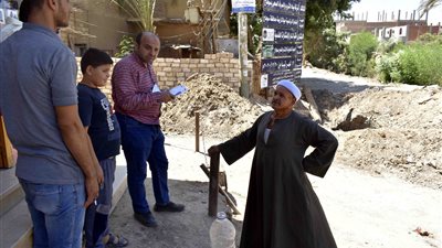 حملة طرق أبواب لتوعية أهالي سوهاج بالحفاظ على المياه