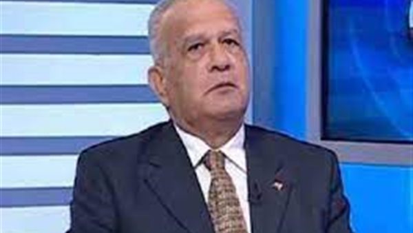 الدكتور حازم حسنى