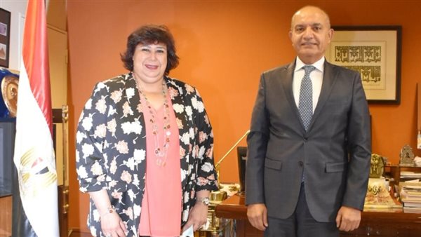 أمجد العضايلة، السفير